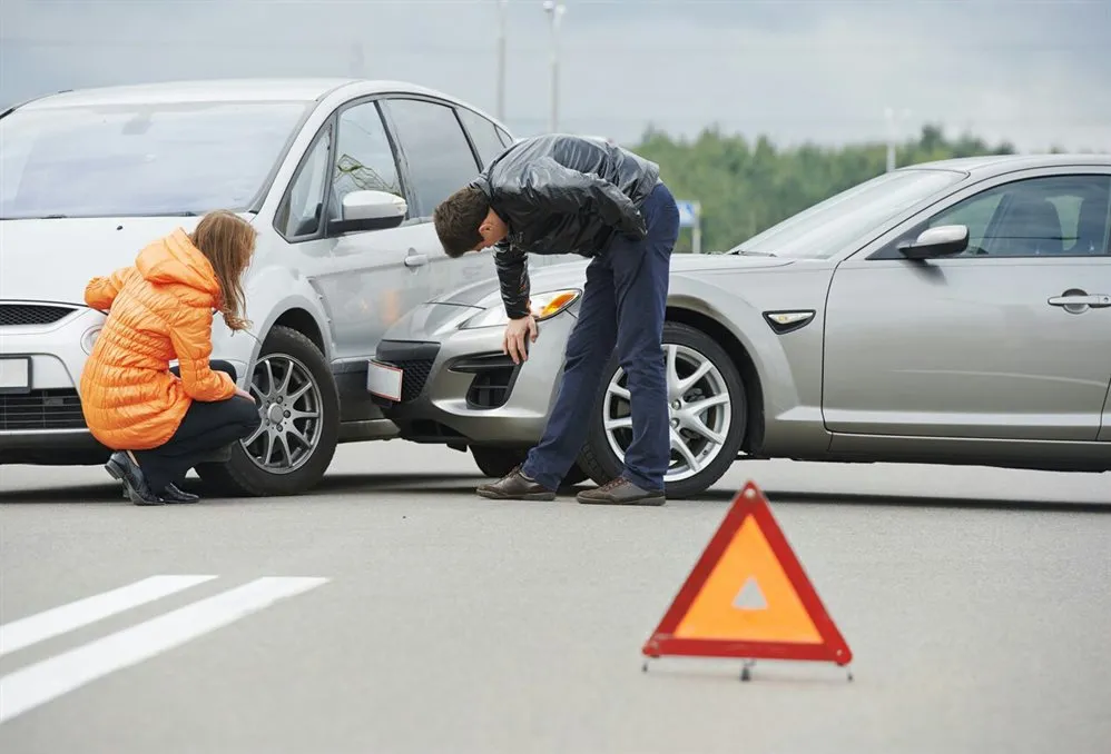 Trafik Sigortası Sürüş Güvenliğiniz İçin Neden Gerekli? Görseli